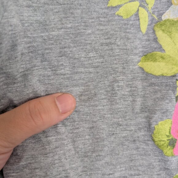 Disney Bambi heather grey t-shirt size S fits like a M 100% cotton - Picture 2 of 5